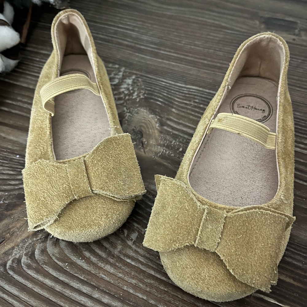 Sweet Honey Suede Leather Shoes Big Bow Suede Ballet Size 9